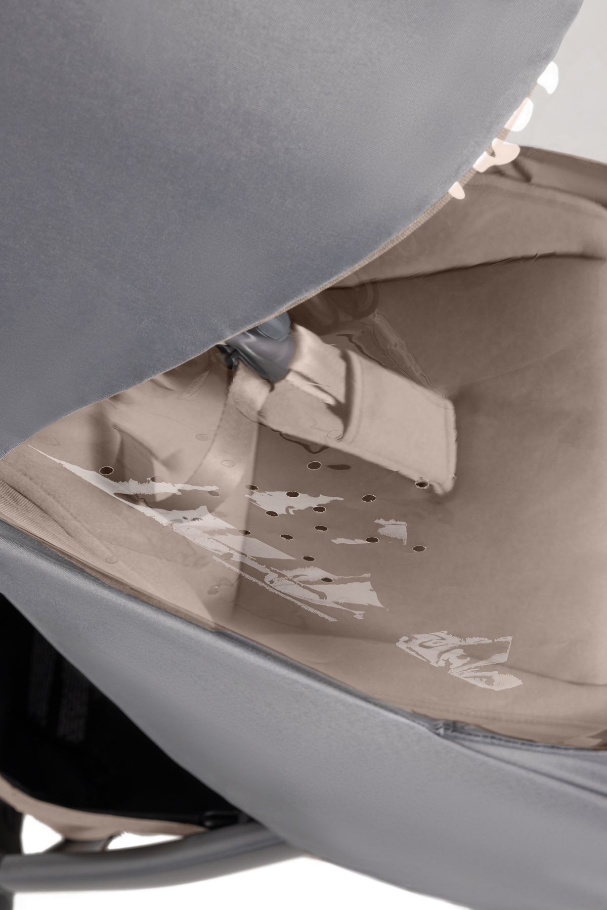 Osłona przeciwdeszczowa do spacerówki Joolz Aer+ i Aer2 - obrazek 5